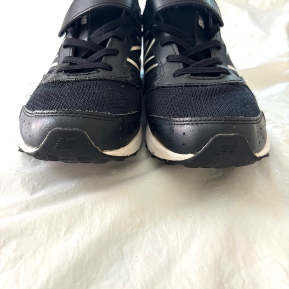 New Balance Fresh Foam Black Sneakers SZ 4.5 Youth Worn 1X - Picture 5 of 15